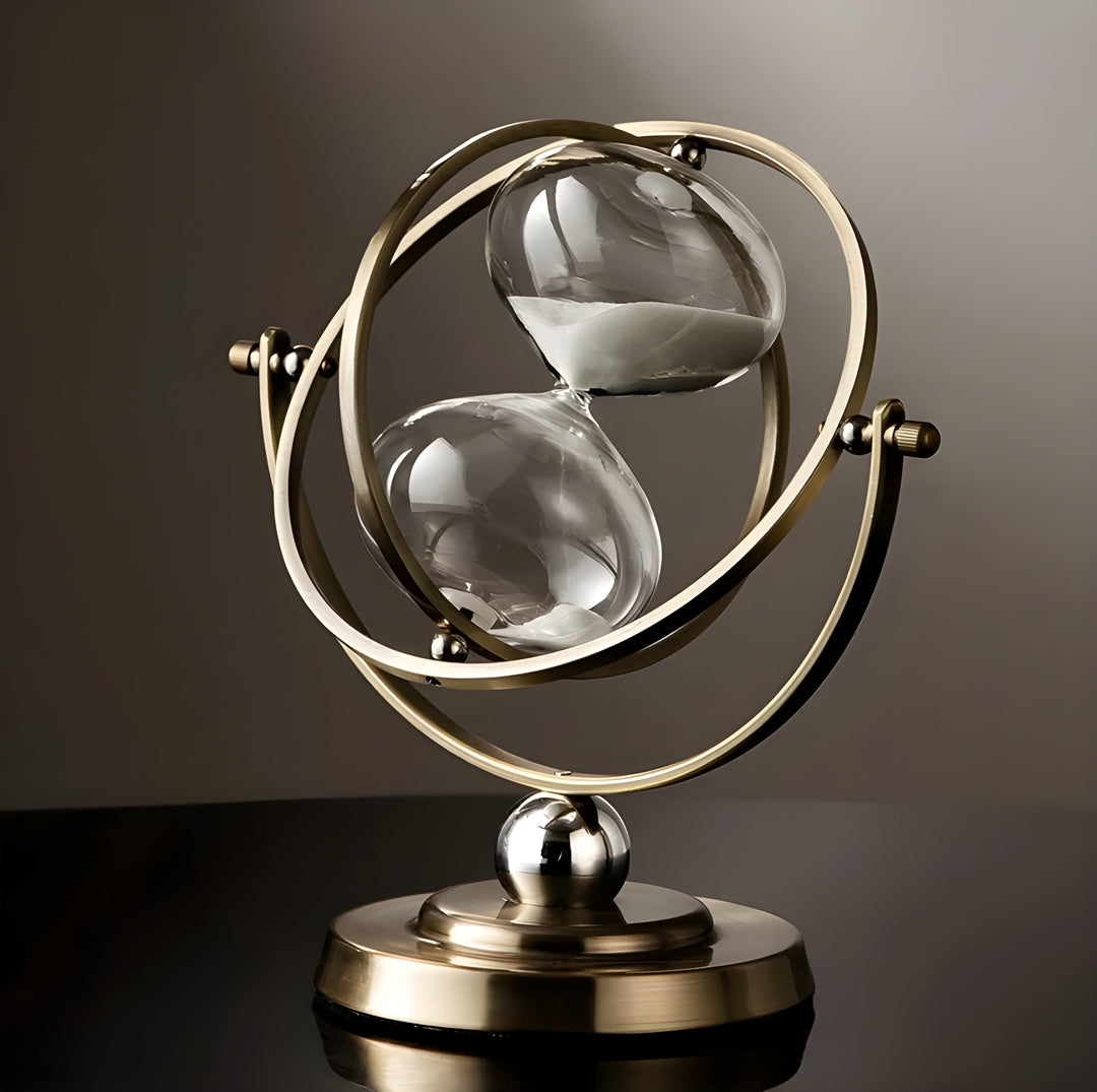Reloj de arena dorado, símbolo de atención plena y calma. Decoración zen para un ambiente sereno.
