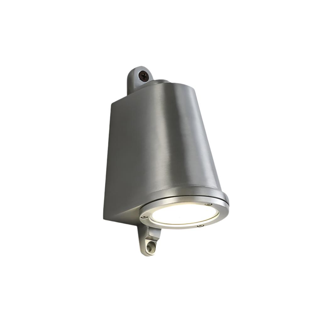Lámpara de pared moderna, exterior, IP65, LED 3W, industrial, forma campana de aluminio.