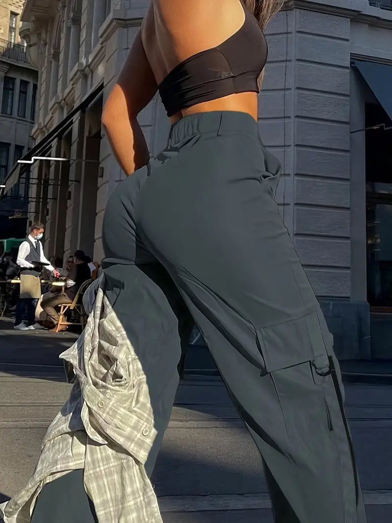 Pantalón cargo elegante para mujer, perfecto para el día a día.