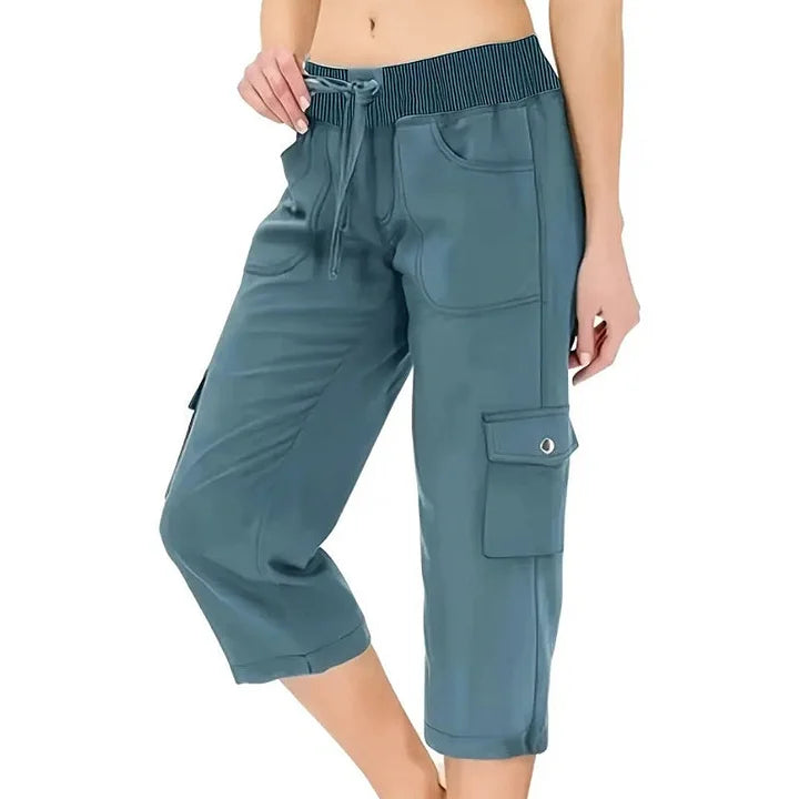 Capri casual de mujer, cintura alta y muy cómodo. Perfecto para tu look de primavera-verano.