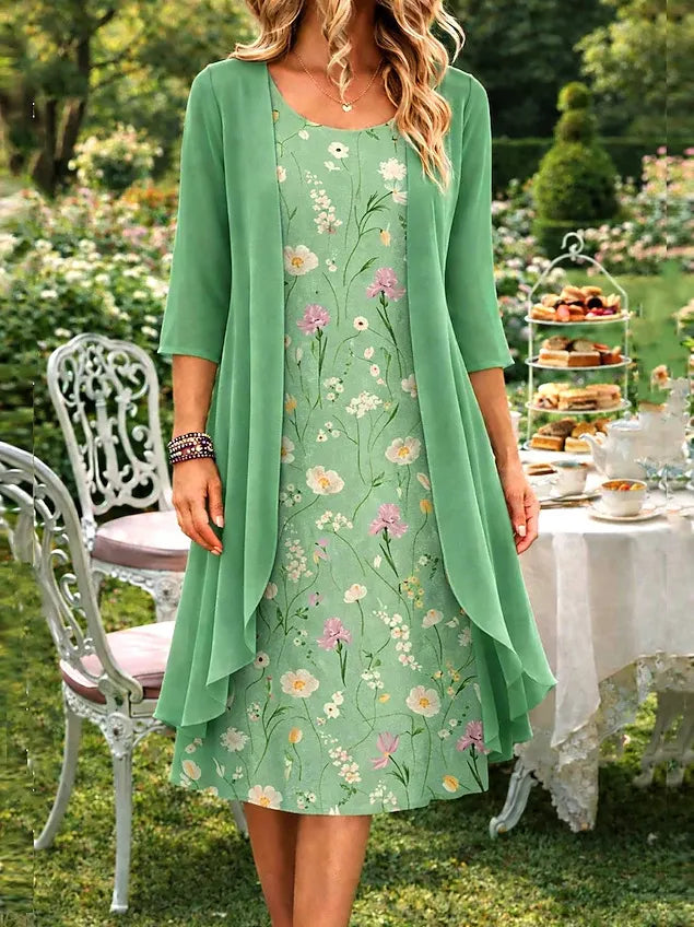 Vestido floral casual para mujer con cárdigan ligero a juego, look moderno y confortable.