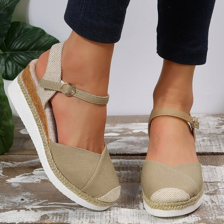 Sandalias de cuña modernas con punta cerrada para mujer, diseño elegante y versátil, calzado de moda.