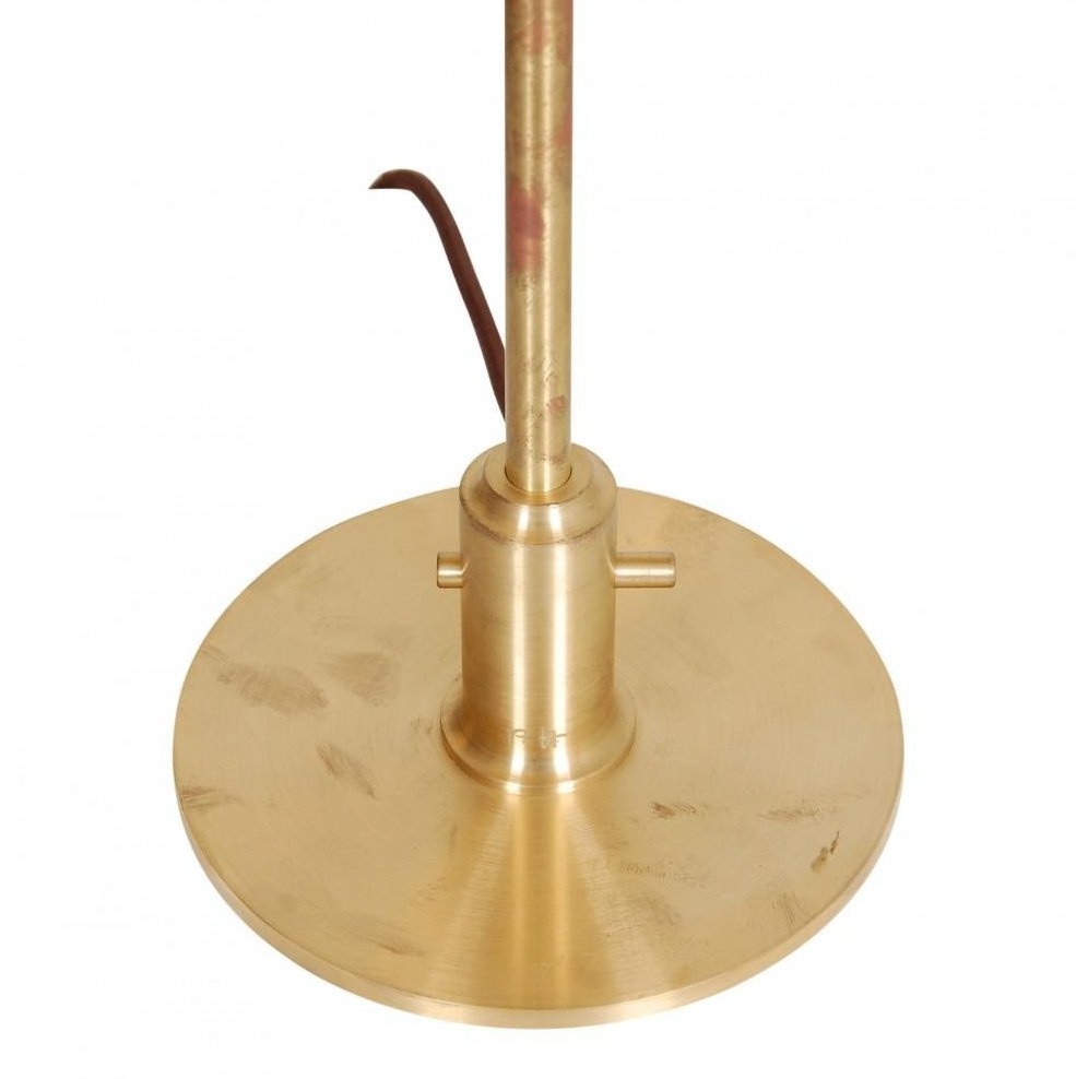 Lámpara de escritorio Art Déco geométrica de cobre. Iluminación moderna y con estilo para tu oficina o sala.