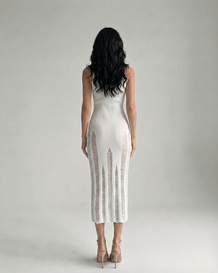 Vestido midi Alba ajustado de silueta entallada para mujer, estilo chic, perfecto para ocasiones especiales.