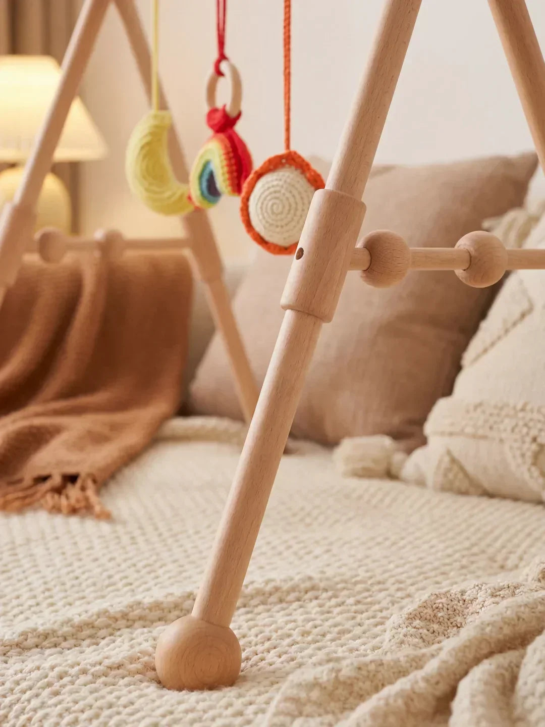 Arco de juegos de madera para el área de juego del bebé, estimula el aprendizaje y la diversión.