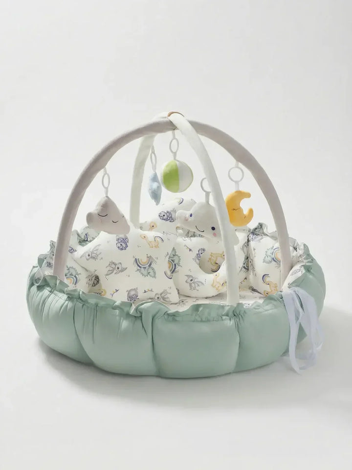 Tapete de juego suave y acolchado, ideal para que los bebés gateen y exploren.