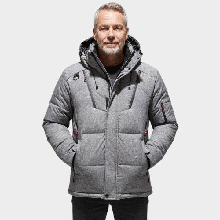 Chaqueta de hombre impermeable, aislante y duradera para invierno, ideal para enfrentar el frío con estilo.