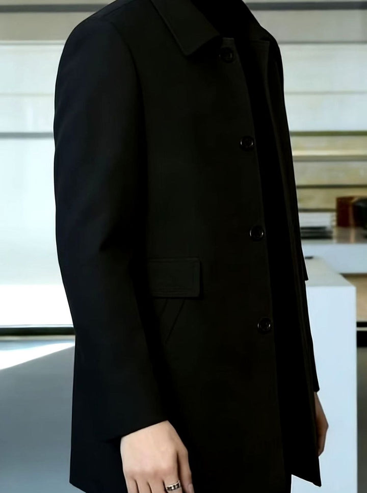 Abrigo cruzado de lana hombre, calidez superior, ideal ropa formal de invierno.