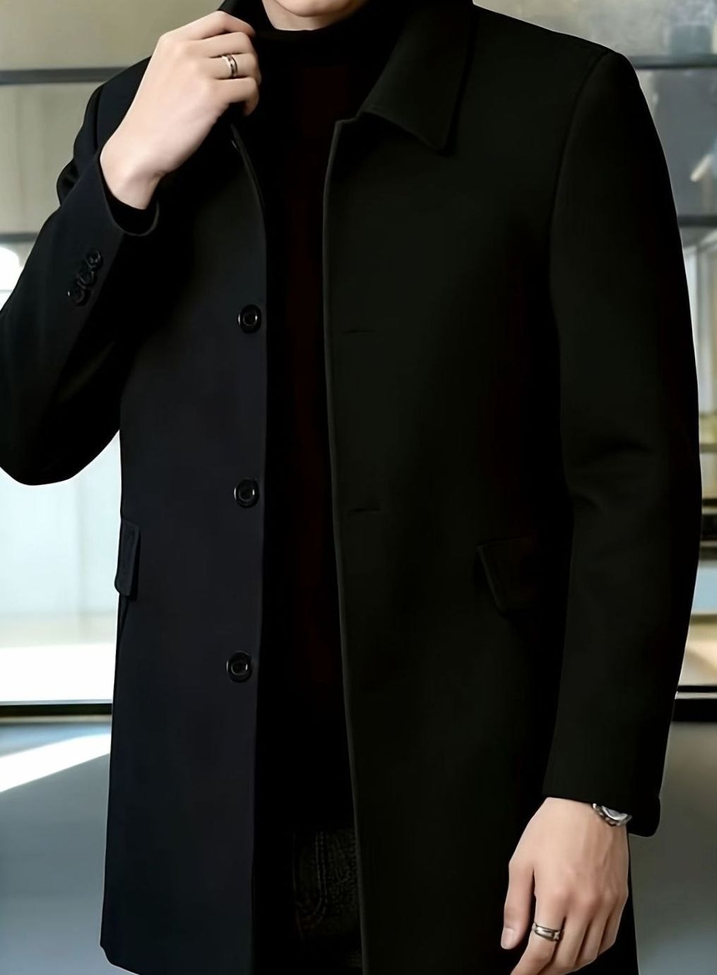 Abrigo elegante de lana para hombre, perfecto para vestir formal en invierno.