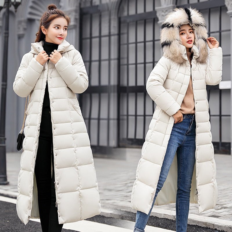 Abrigo largo acolchado de mujer con capucha. Cálido y elegante para invierno, perfecto contra el frío.