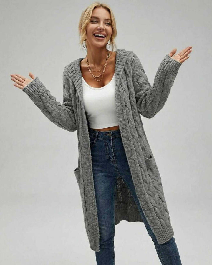 Cárdigan Aspen blanco, suéter cálido de mujer para otoño/invierno. Aporta elegancia casual y confort a tu look.