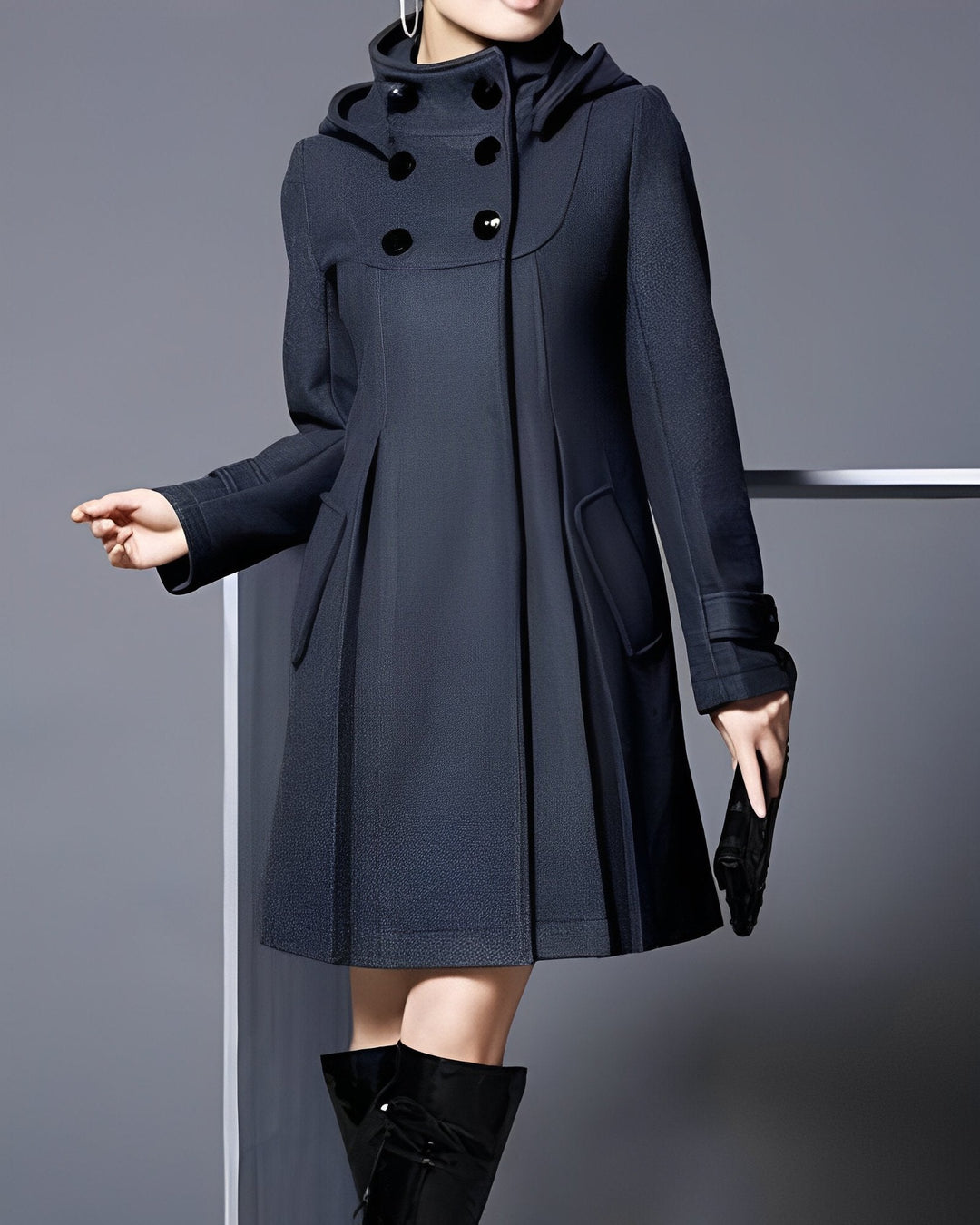 Chaqueta reversible de mujer para invierno, mostrando ambos lados; moda versátil, estilo cómodo y chic.