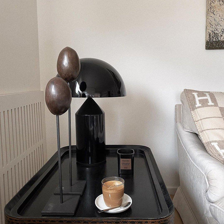 Lámpara de metal escultural Atollo Lunaro, estilo italiano, ideal para decoración de hogar.
