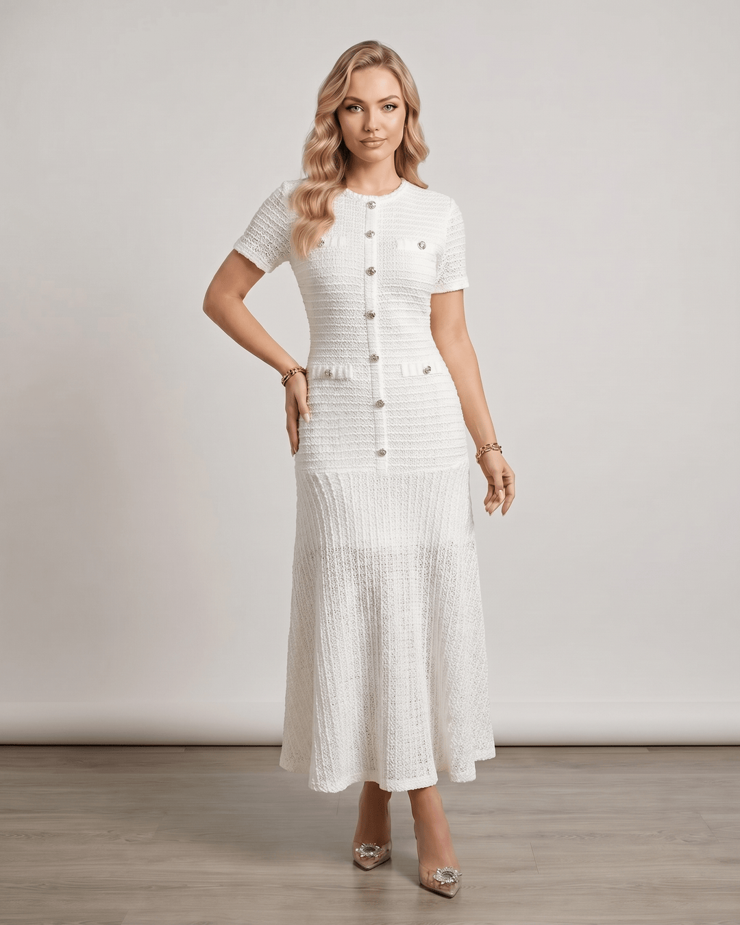Vestido maxi para mujer, elegante y versátil, con cuello redondo y mangas cortas.