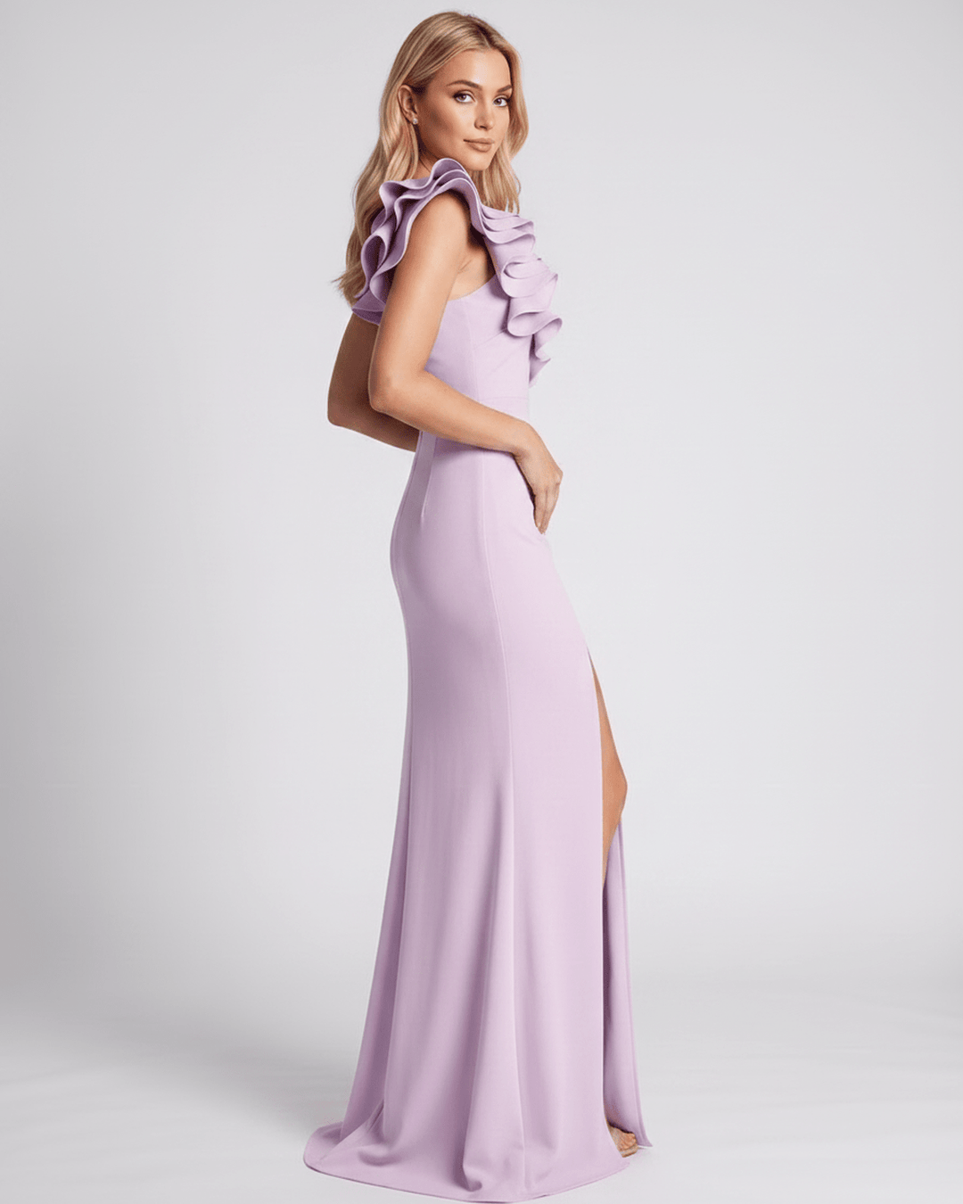 Vestido formal sin mangas, un hombro, con volantes, perfecto para noche y fiestas.