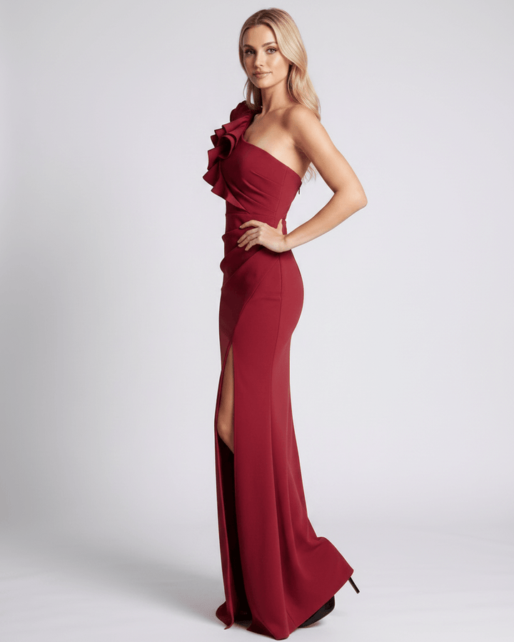 Vestido de fiesta un hombro con volantes, sin mangas, para eventos formales.