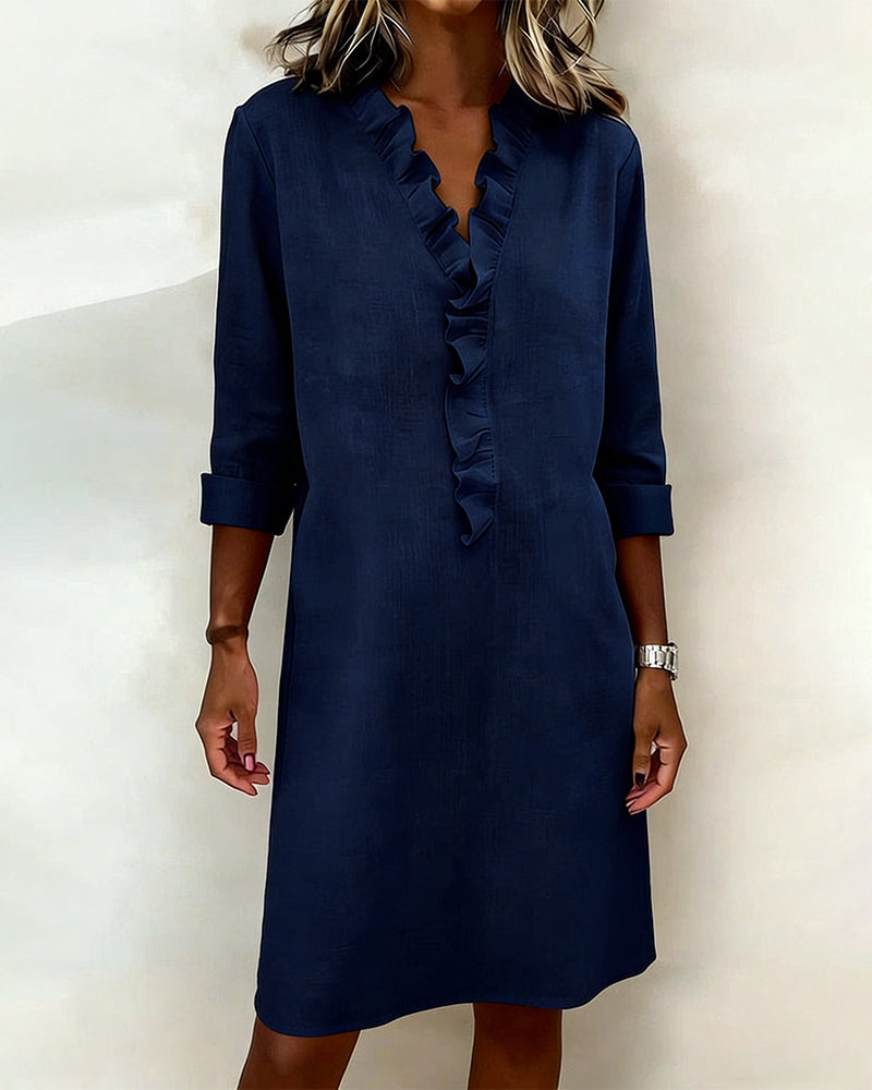 Vestido de mujer cómodo con escote V y volantes. Perfecto para estilo diario, look casual y fresco.