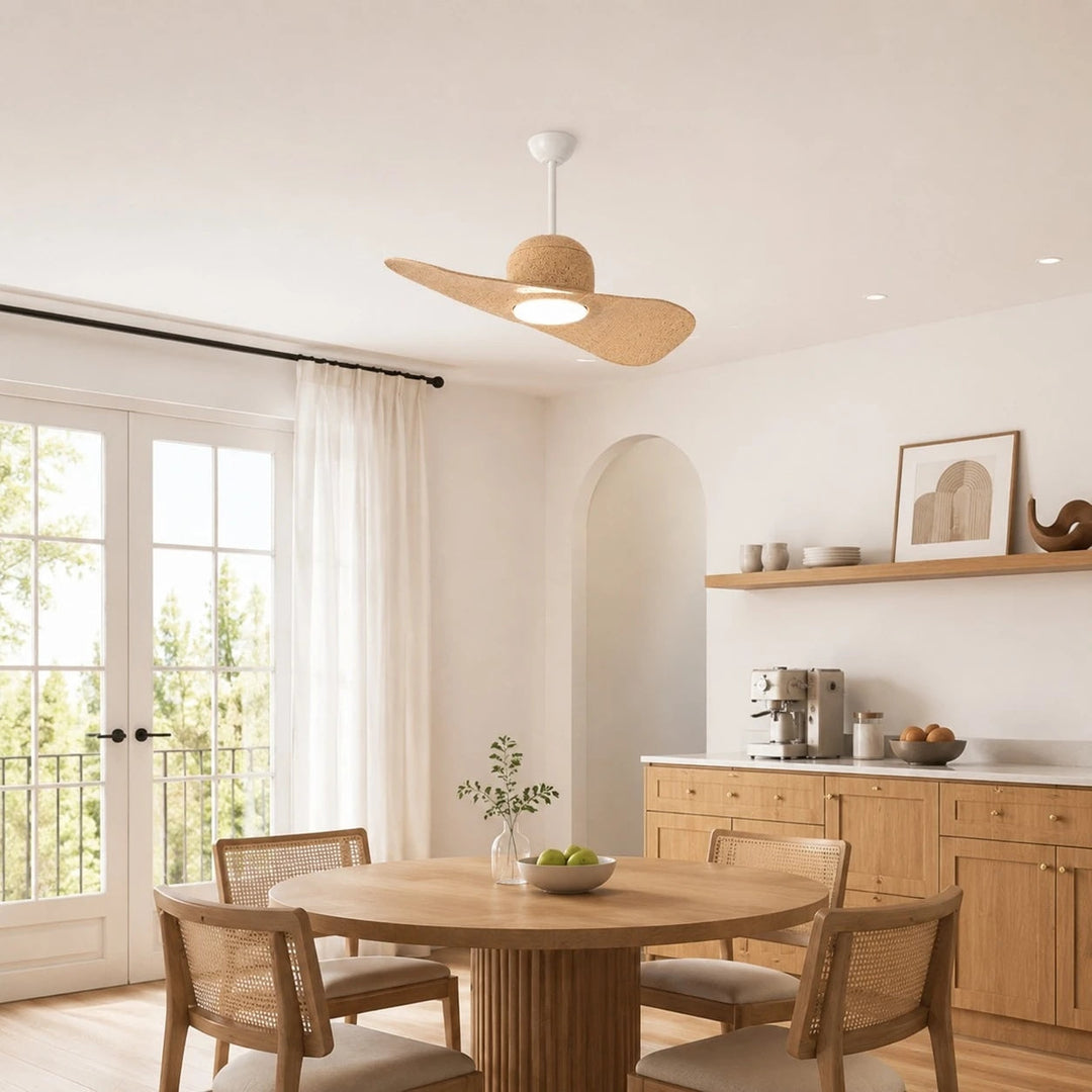 Ventilador de techo con luz LED para ambientes frescos y con estilo. Dimerizable y silencioso.