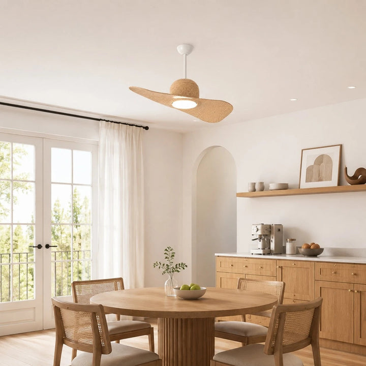 Ventilador de techo con luz LED para ambientes frescos y con estilo. Dimerizable y silencioso.