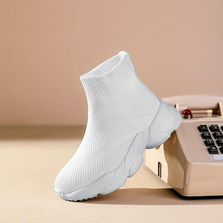 Zapatillas deportivas infantiles, cómodas, flexibles, con suela antideslizante, para máximo confort.