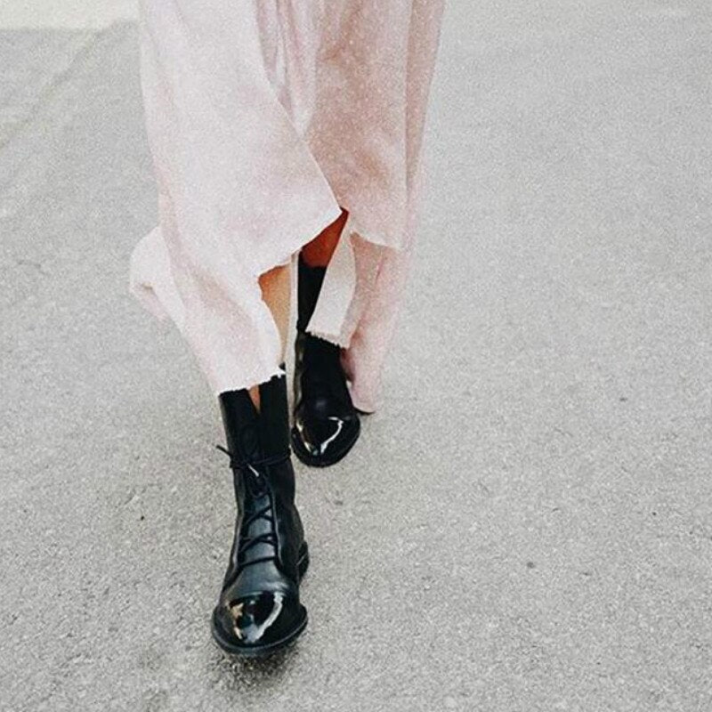 Botas de invierno para mujer con protección contra el frío y suela antideslizante.