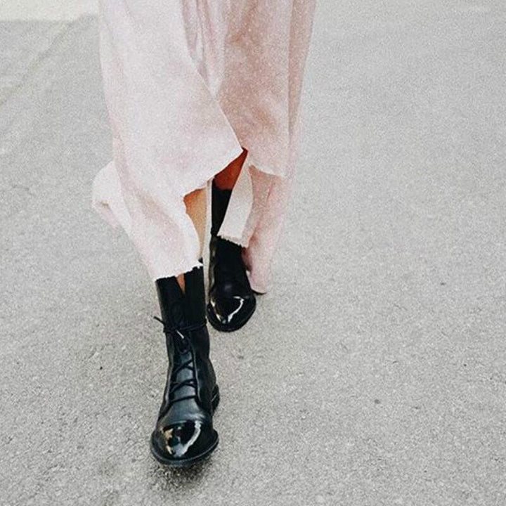 Botas de invierno para mujer con protección contra el frío y suela antideslizante.