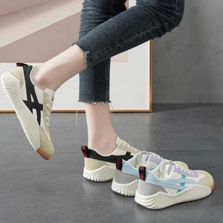 Zapatillas de mujer ligeras y ortopédicas con diseño casual. Ofrecen gran confort y soporte para uso prolongado.