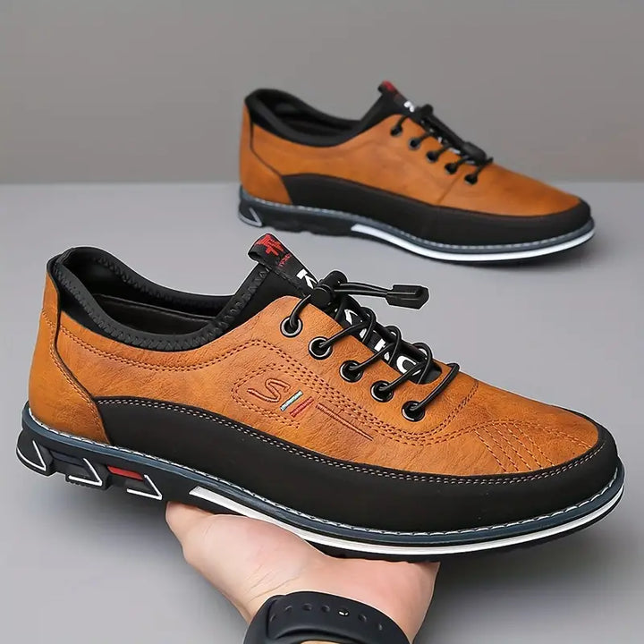 Calzado Oxford marrón para hombre, diseño elegante y versátil para moda masculina y eventos.