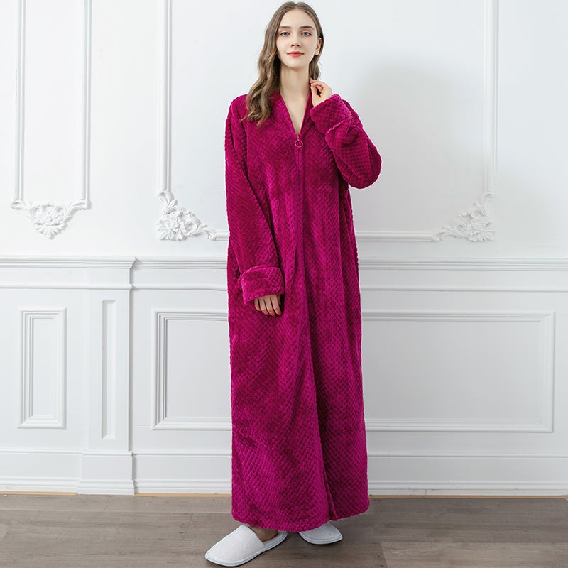 Ropa de descanso: Bata de mujer, jacquard suave, cuello chal. Larga para máximo confort en casa.