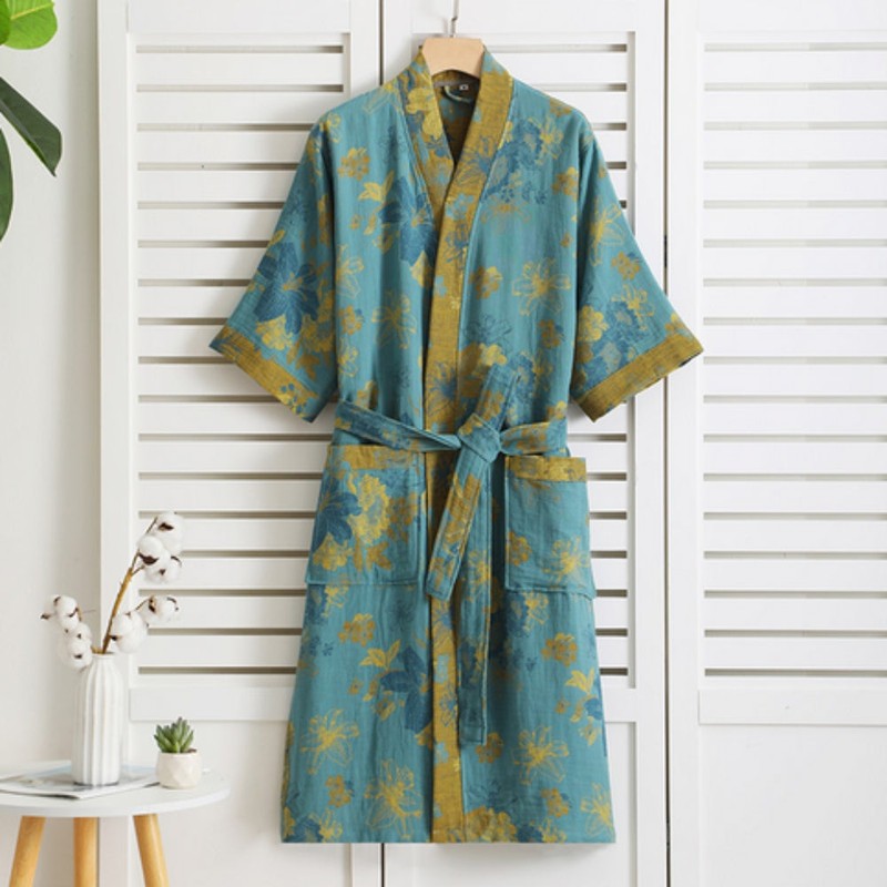 Bata de descanso para mujer, estilo kimono floral vintage. Perfecta como pijama o ropa de casa chic.