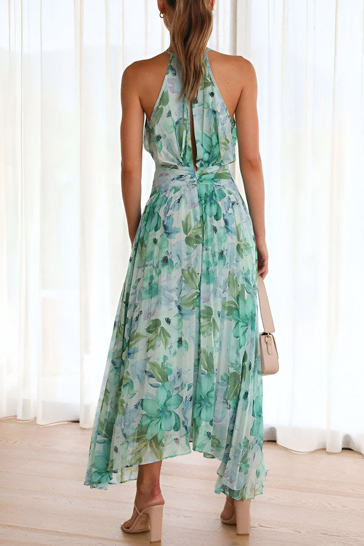 Vestido floral maxi halter para mujer, estilo plisado veraniego. Ideal para vacaciones y eventos.