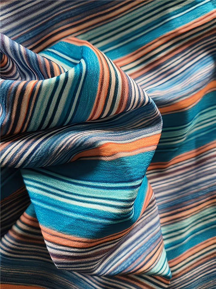 Blusa de mujer de rayas, manga larga, que ofrece comodidad y estilo moderno para el día a día.