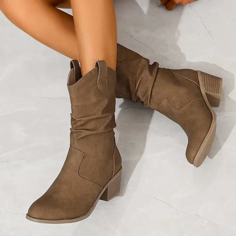 Botas de invierno para mujer, elegantes y cómodas, esenciales para el frío y la moda.