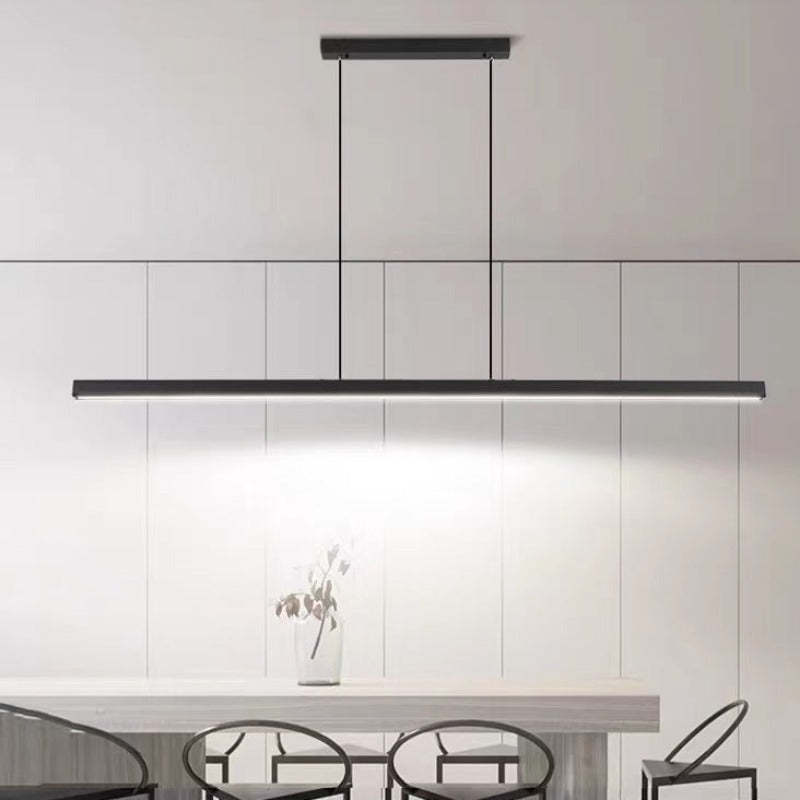 Lámpara LED Nexis lineal para comedor, negra y marrón. Iluminación regulable y diseño moderno.