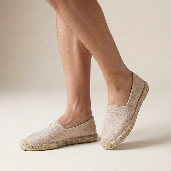 Elegantes alpargatas ortopédicas de mujer sin cordones, perfectas para estilo casual y caminar con soporte.