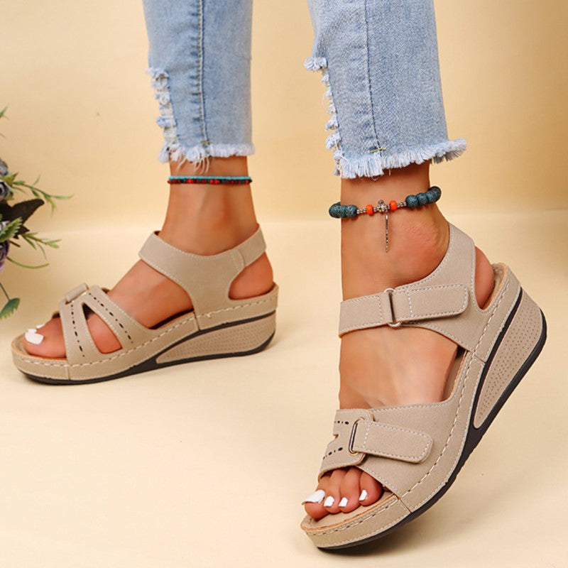 Sandalias ortopédicas mujer, ajuste fácil, diseño retro elegante y confort duradero.