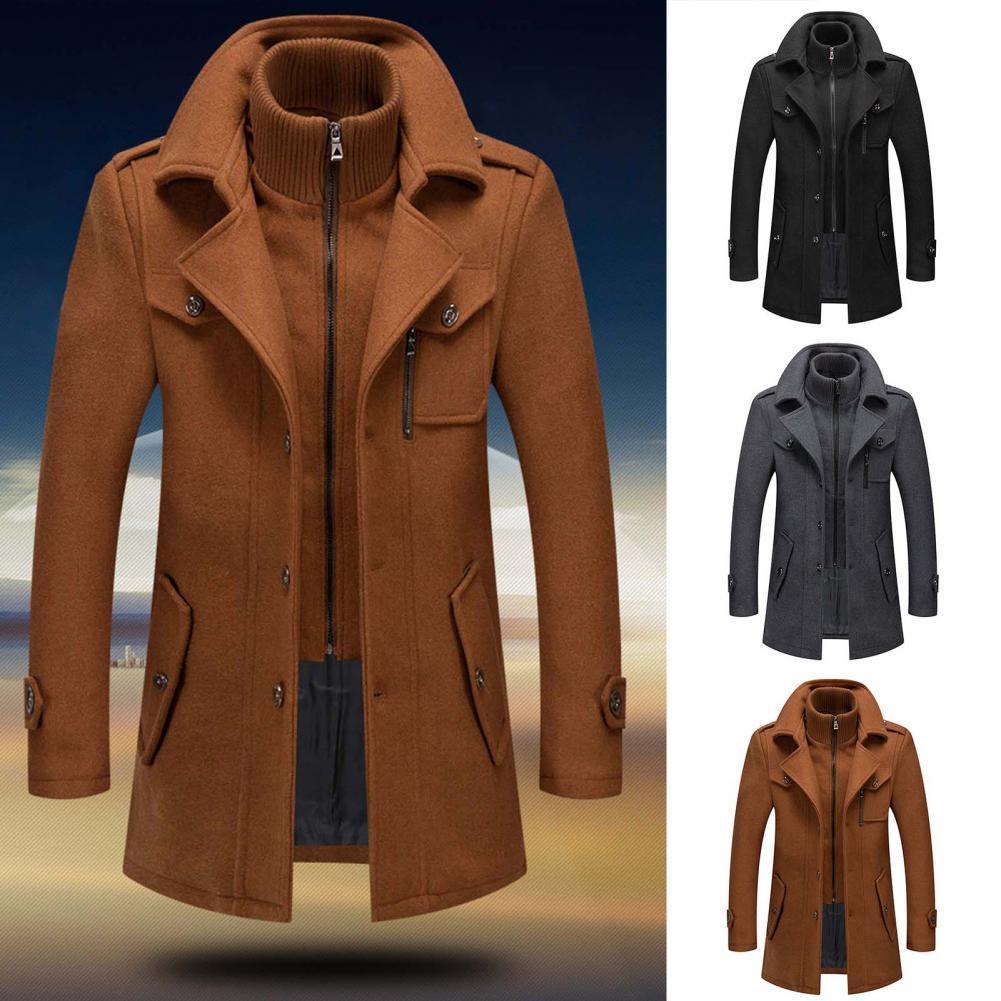 Abrigo largo clásico de invierno para hombre, mostrando su diseño elegante y corte impecable en gris.