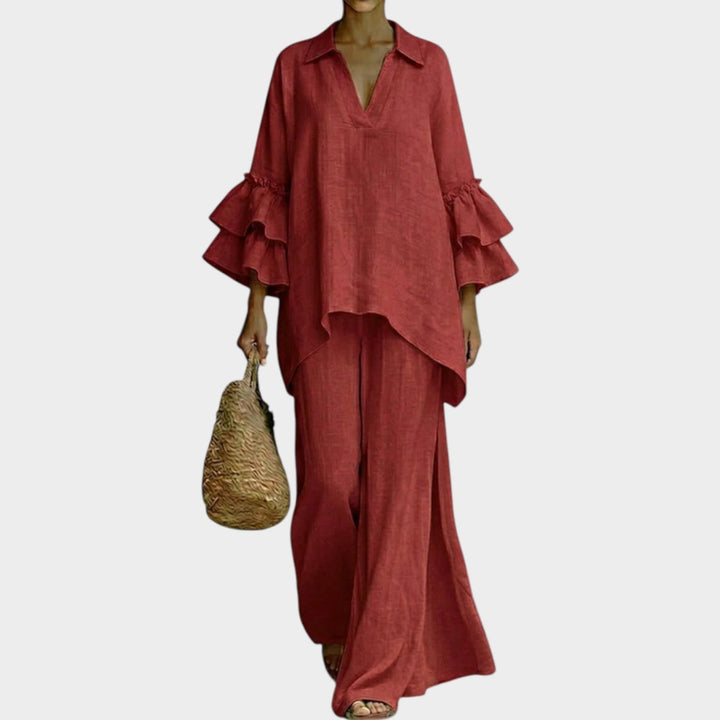 Conjunto Leire de mujer con top suelto y pantalón ancho para comodidad. Ropa femenina de dos piezas, estilo fluido y elegante.