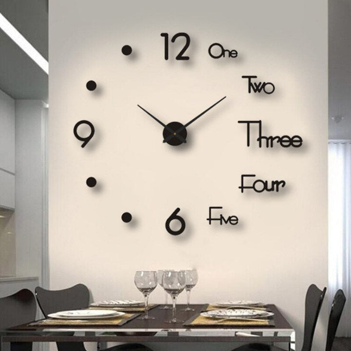 Detalle: Mecanismo de cuarzo silencioso de reloj de pared moderno, diseño esencial para el hogar.