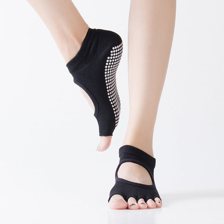Calcetines para pilates con puntos antideslizantes de PVC, mejora tu agarre.