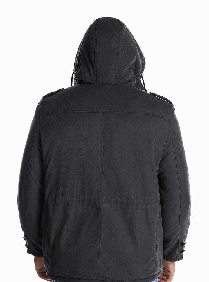 Parka acolchada de hombre, con capucha. Estilo utility, perfecta para invierno, funcional con multibolsillos.