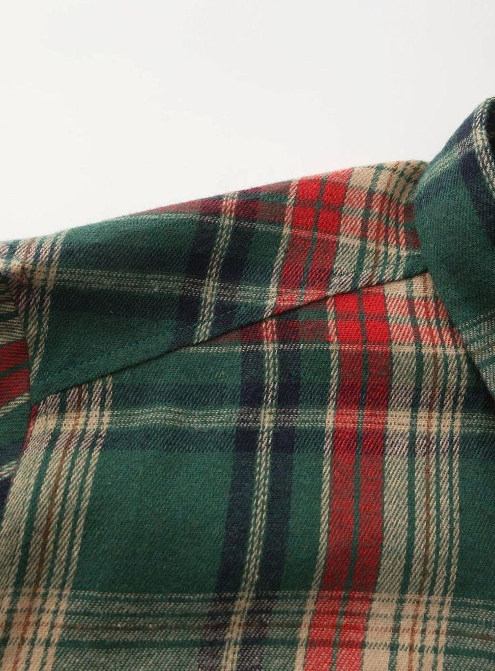Camisa casual de franela de cuadros para hombre, manga larga, ropa masculina, cómoda y versátil.