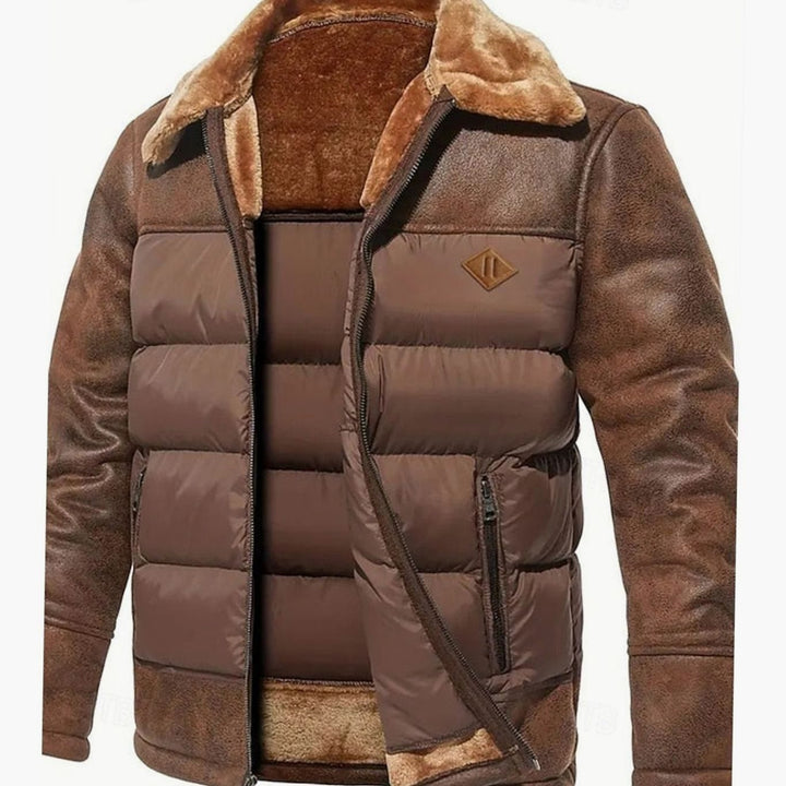 Abrigo BRANNVIK masculino estilo puffer, piel sintética acolchada con suave cuello sherpa. Ideal invierno.
