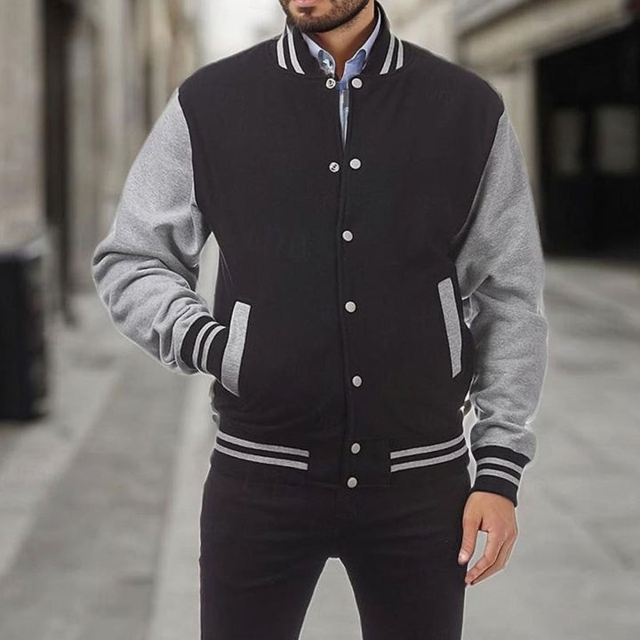 Cazadora bomber universitaria para hombre, estilo casual, con cierre de botones y cuello canalé.