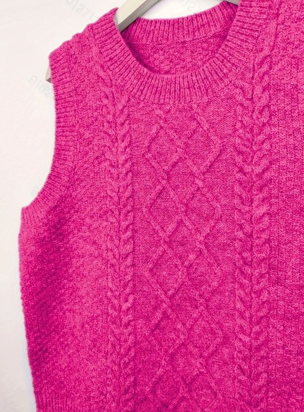 Chaleco de punto trenzado, mujer, sin mangas. Cuello redondo, estilo casual elegante, muy versátil.