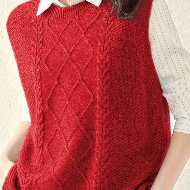Elegante chaleco de punto trenzado para mujer. Prenda sin mangas, estilo versátil y chic para capas.