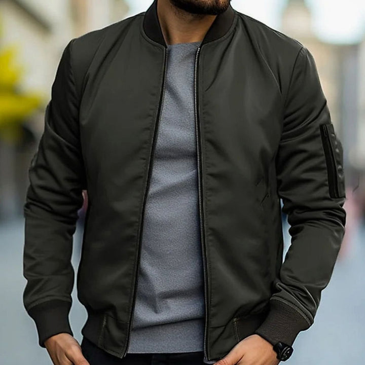 Chaqueta de entretiempo, moda urbana, varios colores para combinar tu atuendo masculino.