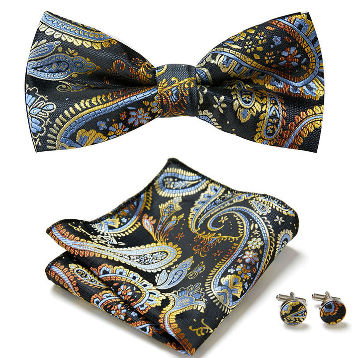 Diseño floral detallado en la pajarita de poliéster, accesorio formal de hombre. [[lstfy-media:24]]