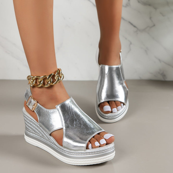 Diseño moderno: Sandalias ortopédicas LIA mujer, calzado de verano con estilo y plantilla ergonómica.