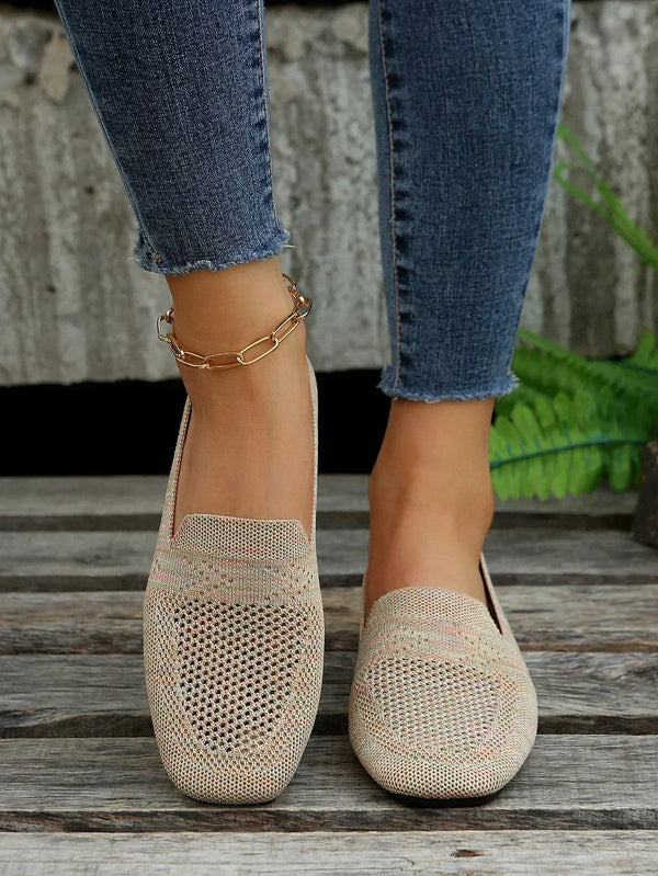 Mocasines de mujer con amortiguación. Ofrecen soporte ortopédico para máximo confort en cada paso.